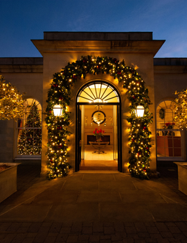 Hotel reception 270 350