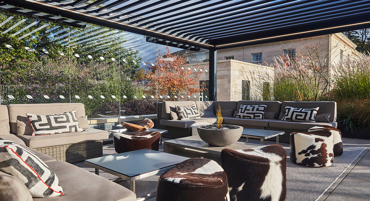 Roof Top Spa Cabana