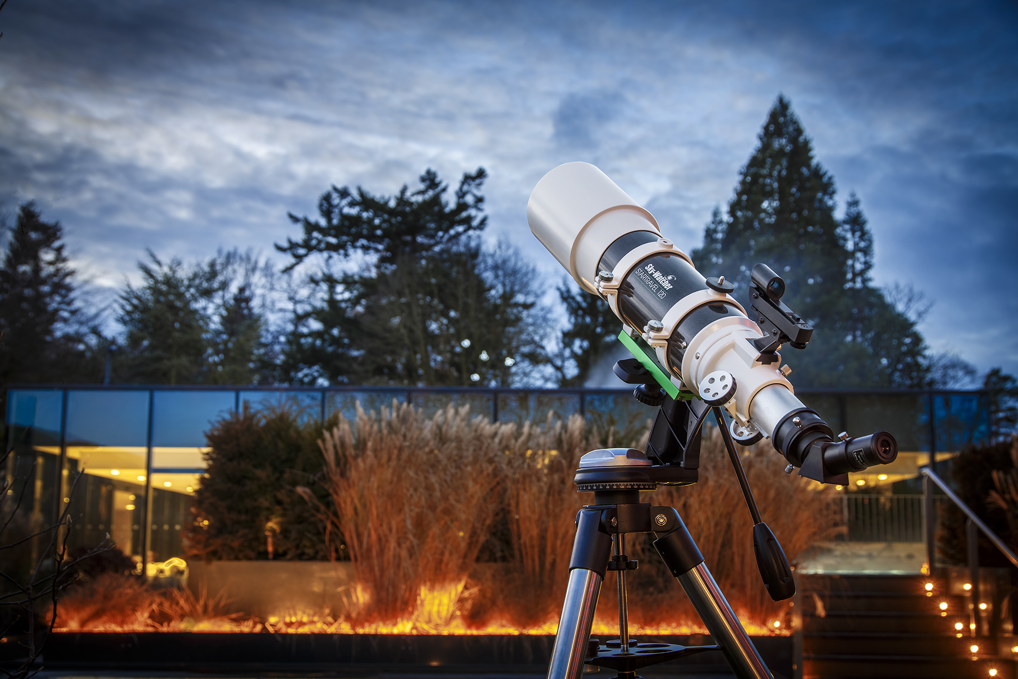 Telescope Starlight Spa Bathing